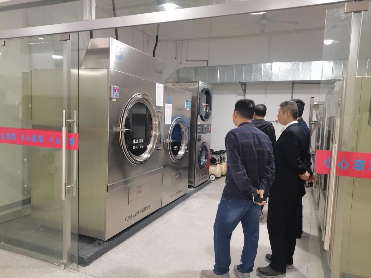 珠江洗滌設(shè)備：為醫(yī)院提供高效工業(yè)用隔離式洗衣解決方案