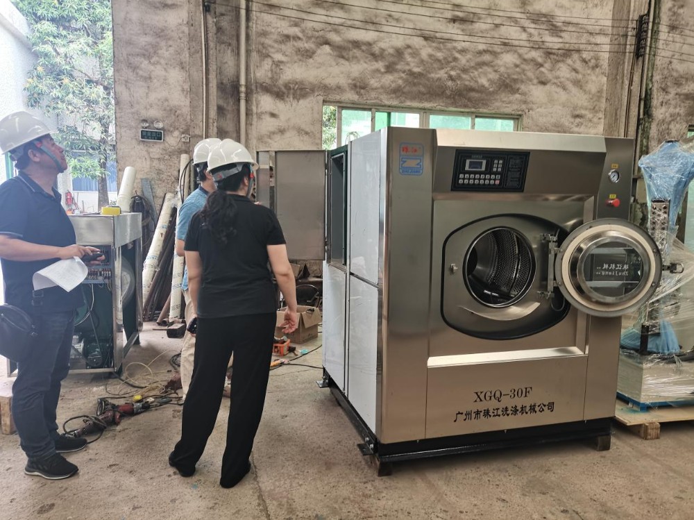 珠江洗滌設(shè)備助力煤礦工廠洗衣房的高效清洗解決方案